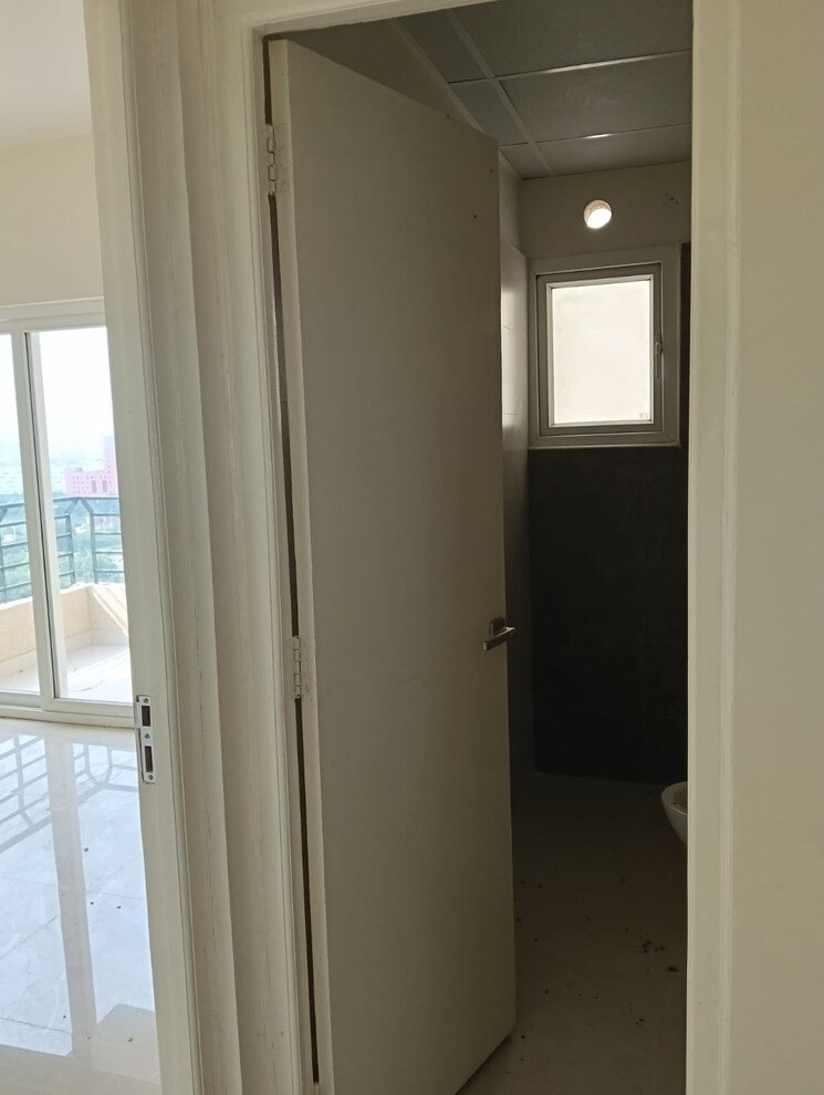 Attached Bathroom, pardos-okas-residency 2 Bedroom 923 Sq.Ft. Apartment In Sushant Golf City Lucknow 9525464