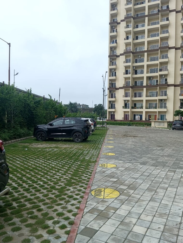 Exterior View, pardos-okas-residency 2 Bedroom 923 Sq.Ft. Apartment In Sushant Golf City Lucknow 9525464