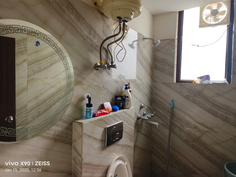 Attached Bathroom, royal-oxford-street 1 Bedroom 700 Sq.Ft. Apartment In Ambala Highway Zirakpur 9525471