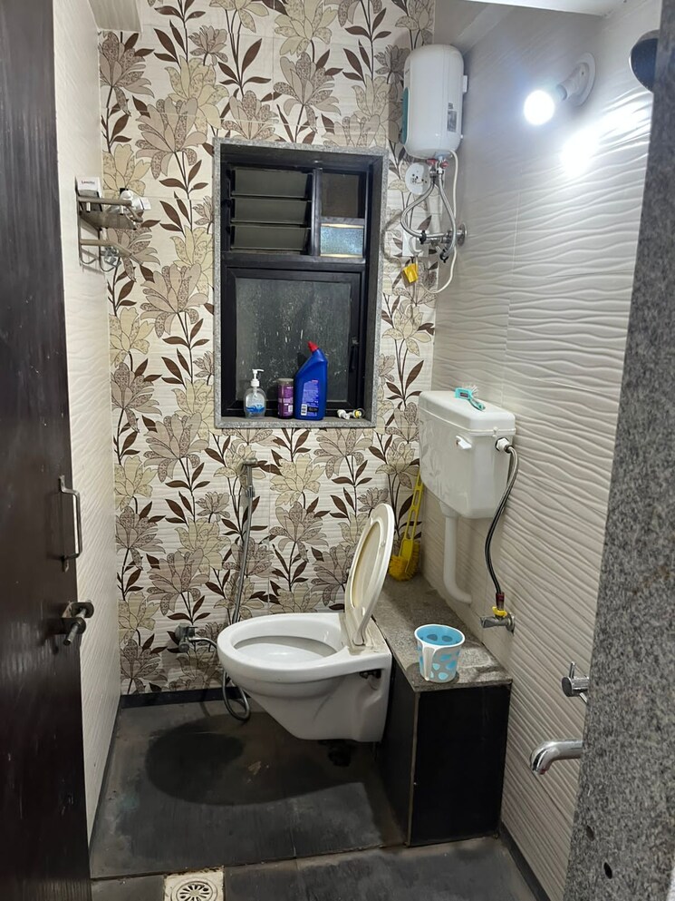 Attached Bathroom, indira nagar 2 Bedroom 900 Sq.Ft. Apartment In Indira Nagar Nashik 9525480