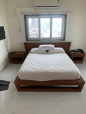 Bedroom in 2 BHK Apartment at Landmark Building Bandra West, Bandra West – for Rent