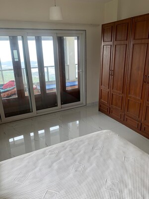 Bedroom in 2 BHK Apartment at Landmark Building Bandra West, Bandra West – for Rent