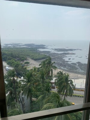 2 BHK Apartment For Rent in Landmark Building Bandra West, Bandra West