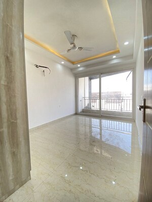 Bedroom in 2 BHK Builder Floor at Chattarpur – for Rent