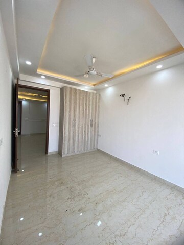 Bedroom in 2 BHK Builder Floor at Chattarpur – for Rent