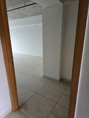 Room in  Office Space at Vaishnodevi Circle – for Rent