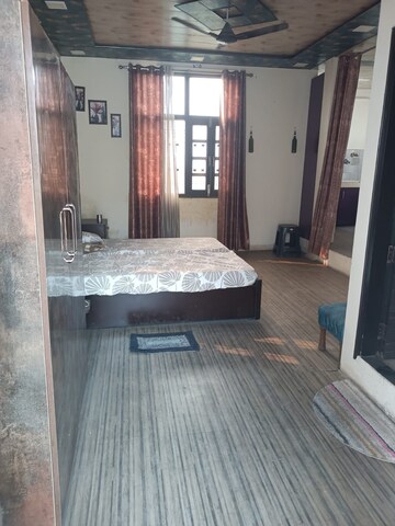 Bedroom in 1 RK Builder Floor at Surajmal Vihar – for Rent