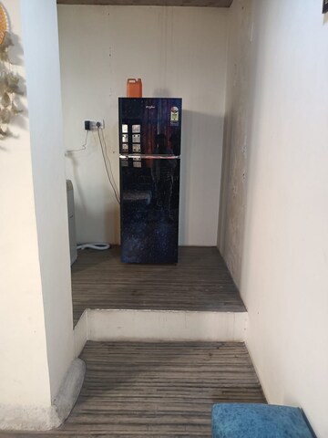 Room in 1 RK Builder Floor at Surajmal Vihar – for Rent