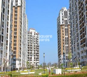 4 BHK + Servant Room Apartment For Sale in DLF New Town Heights II