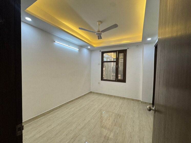 Room, saket 1 Bedroom 450 Sq.Ft. Builder Floor In Saket Delhi 9525553