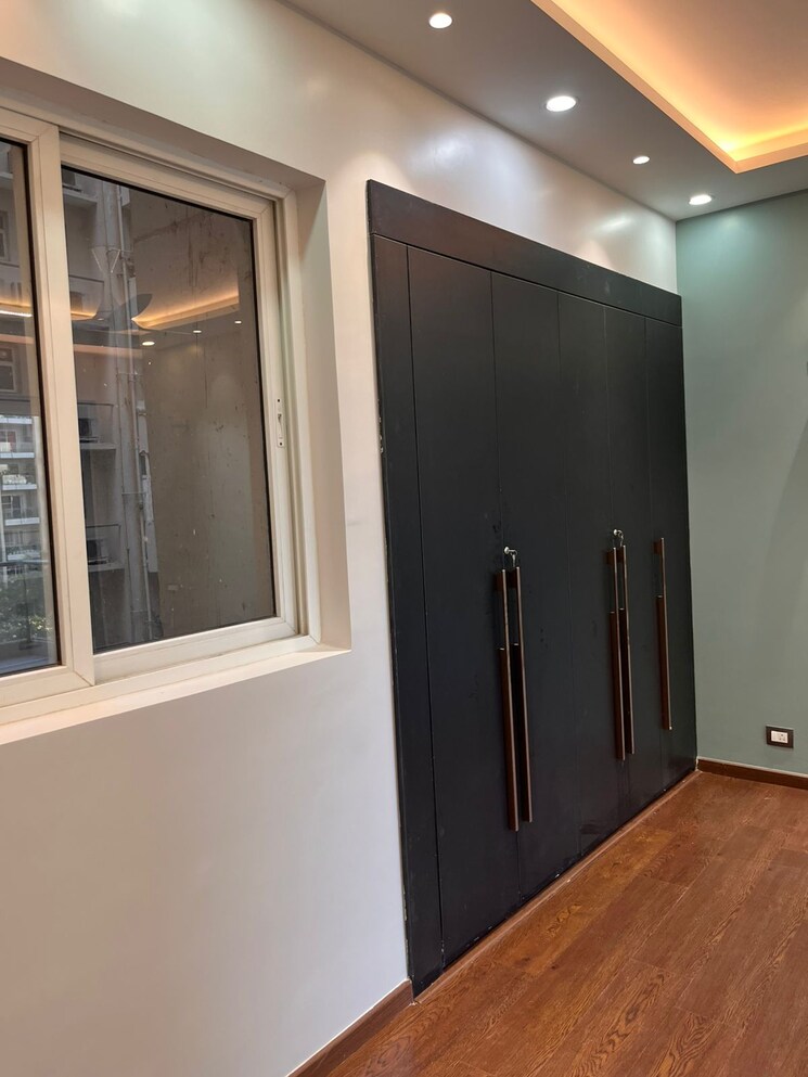 Room, paras-irene 3 Bedroom 2150 Sq.Ft. Apartment In Sector 70a Gurgaon 9525602