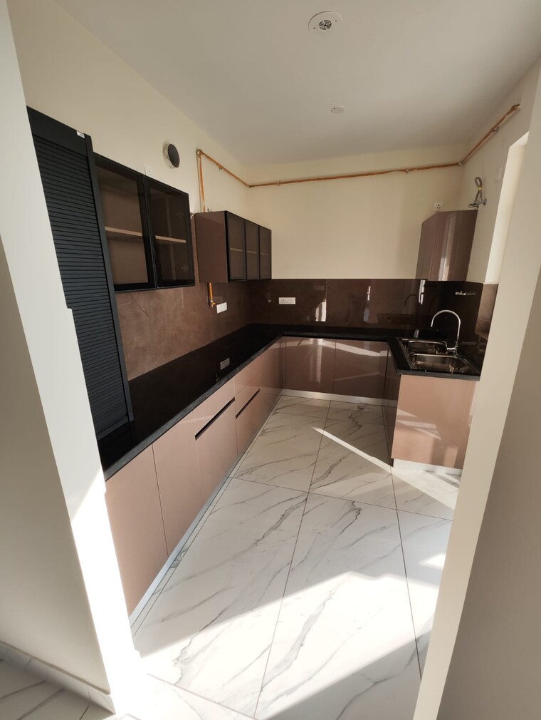 Kitchen, aura-gazania 3 Bedroom 1850 Sq.Ft. Apartment In Nabha Zirakpur 9525604