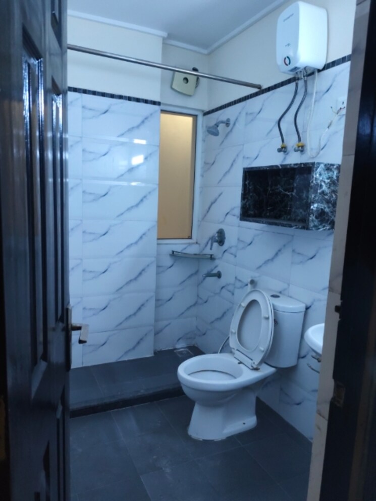 Bathroom, dasnac-the-jewel 3 Bedroom 2175 Sq.Ft. Apartment In Sector 75 Noida 9525668