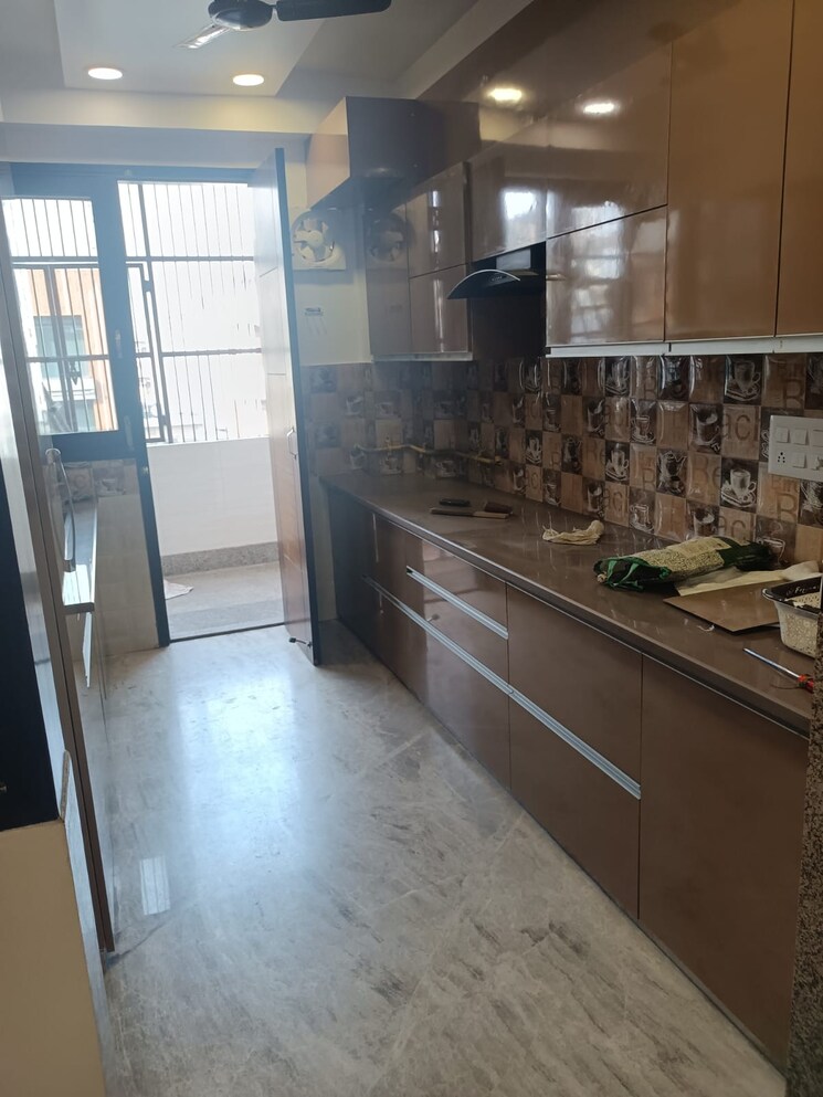 Kitchen, gagan vihar 3 Bedroom 1500 Sq.Ft. Builder Floor In Gagan Vihar Delhi 9525724