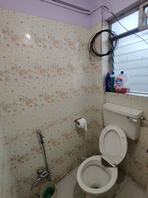 Bathroom in 1 BHK Apartment at Sutarwadi – for Rent