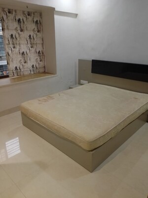 2 BHK Apartment For Rent in Andheri West