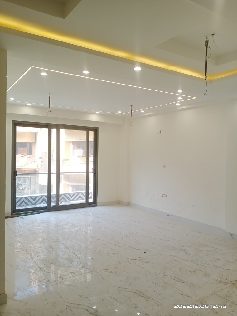 Room, vasant kunj 3 Bedroom 1350 Sq.Ft. Builder Floor In Vasant Kunj Delhi 9525759