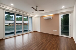 Room in 4 BHK Apartment at C Scheme – for Rent