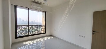 Room in 2 BHK Apartment at Lower Parel – for Rent