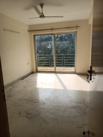 Living Room in 3 BHK Builder Floor at Sharad Vihar, Karkardooma – for Rent