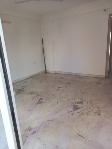 Bedroom in 3 BHK Builder Floor at Sharad Vihar, Karkardooma – for Rent