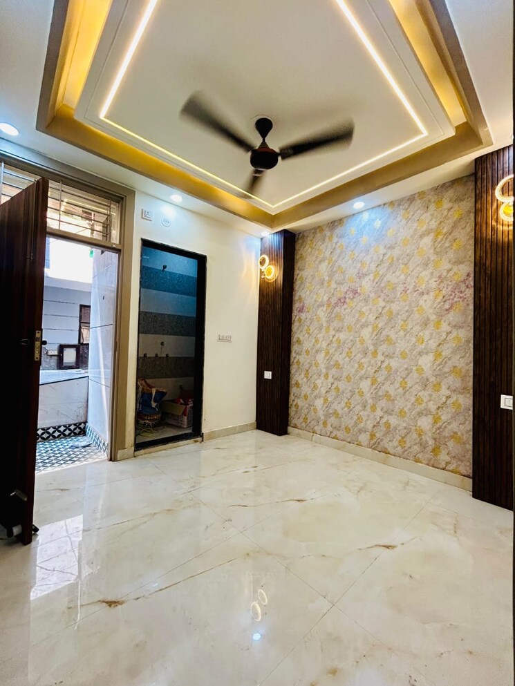 Bedroom, vasant vihar 4 Bedroom 400 Sq.Yd. Builder Floor In Vasant Vihar Delhi 9525883
