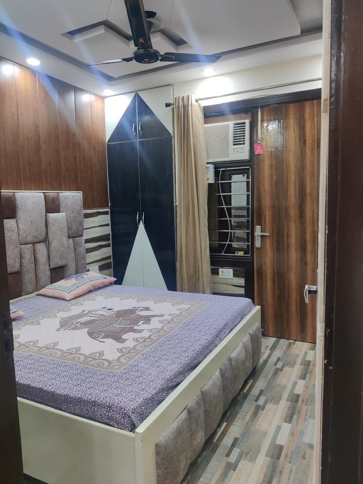 Bedroom, vasant vihar 4 Bedroom 400 Sq.Yd. Builder Floor In Vasant Vihar Delhi 9525883
