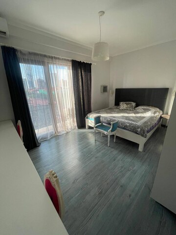 Bedroom in 3 BHK Builder Floor at Safdarjung Enclave – for Rent