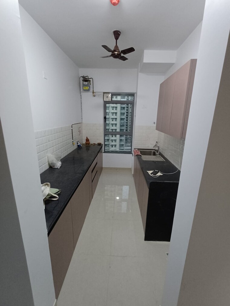 Kitchen, kalpataru-immensa 2 Bedroom 665 Sq.Ft. Apartment In Kolshet Road Thane 9526078