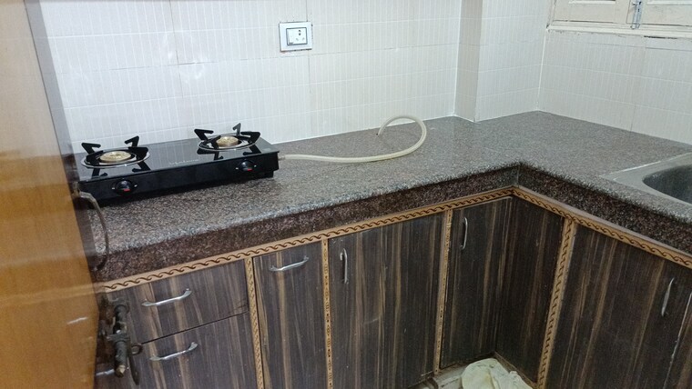 Kitchen, vaishali sector 5 1 Bedroom 550 Sq.Ft. Builder Floor In Vaishali Sector 5 Ghaziabad 9526114