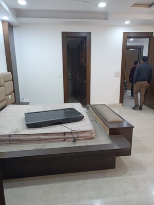 Master Bedroom in 3 BHK Builder Floor at Surajmal Vihar – for Rent