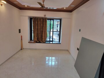 Room in 1 BHK Apartment at Lata Apartments, Borivali East – for Rent