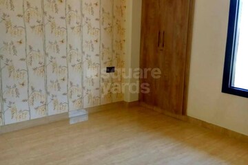 Room in 3 BHK Builder Floor at Ansal Esencia - Amara Villas, Sector 67 – for Sale