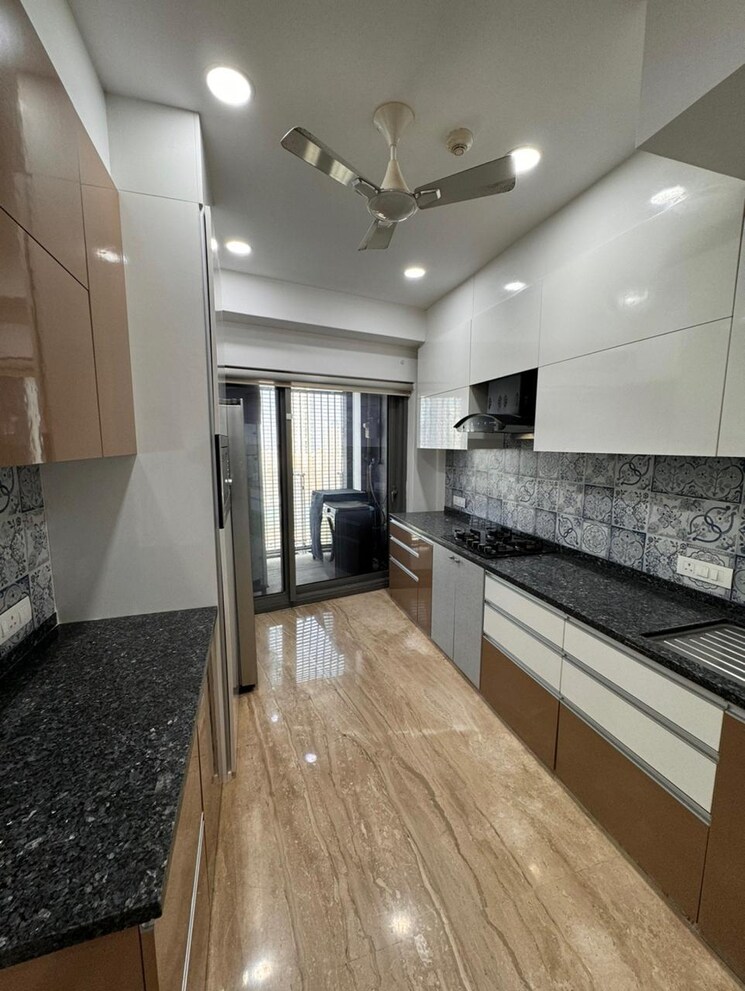 Kitchen, worli 2 Bedroom 857 Sq.Ft. Apartment In Worli Mumbai 9525979