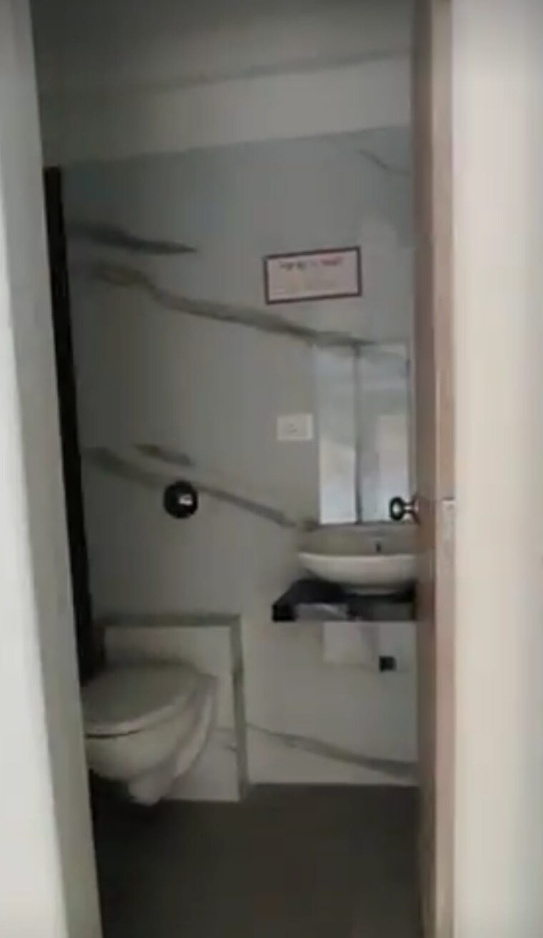 Bathroom, chandiwala-pearl-heaven 1 Bedroom 400 Sq.Ft. Apartment In Andheri East Mumbai 9526235