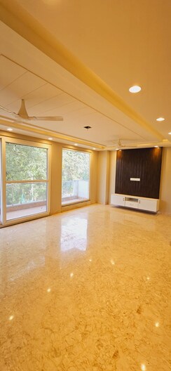 3 BHK Builder Floor For Sale in SS Mayfield Gardens