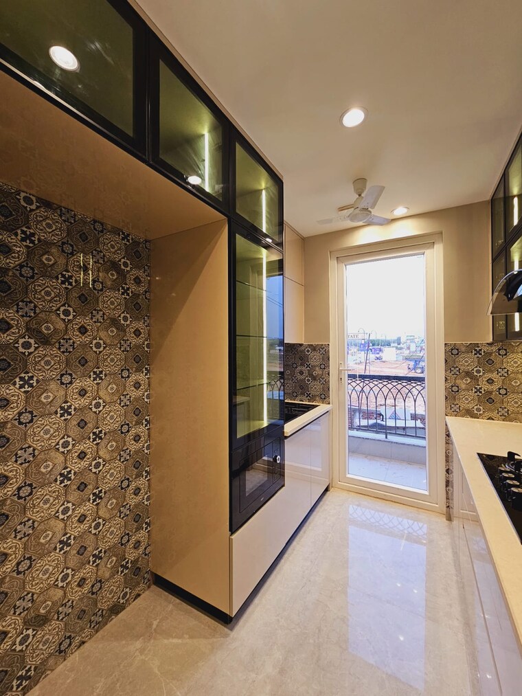 Balcony, ss-southend-floors 4 Bedroom 285 Sq.Yd. Builder Floor In South City 2 Gurgaon 9526299