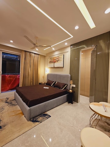 4 BHK Builder Floor For Sale in SS Southend Floors, South City 2