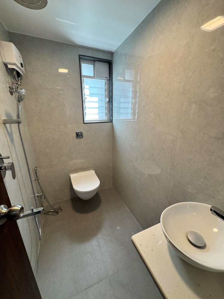 Bathroom, prabhadevi 2 Bedroom 1000 Sq.Ft. Apartment In Prabhadevi Mumbai 9526241