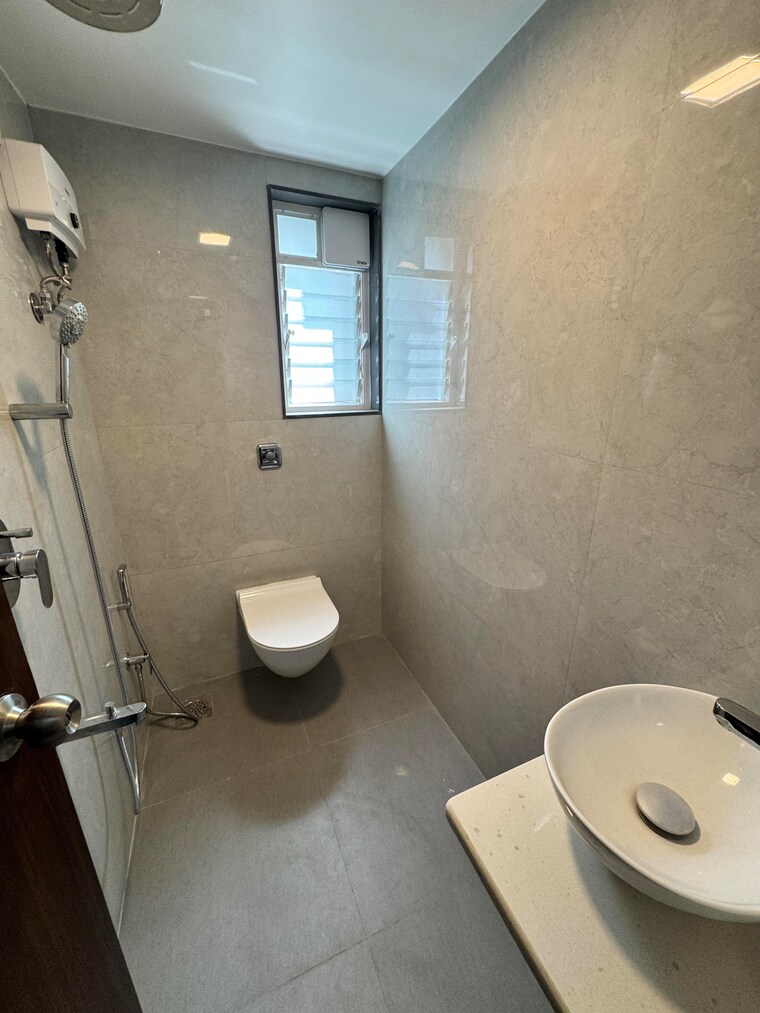 Bathroom, prabhadevi 2 Bedroom 1000 Sq.Ft. Apartment In Prabhadevi Mumbai 9526241