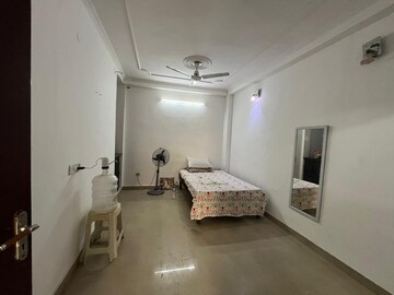 Master Bedroom in 1 BHK Builder Floor at Vasai West – for Rent