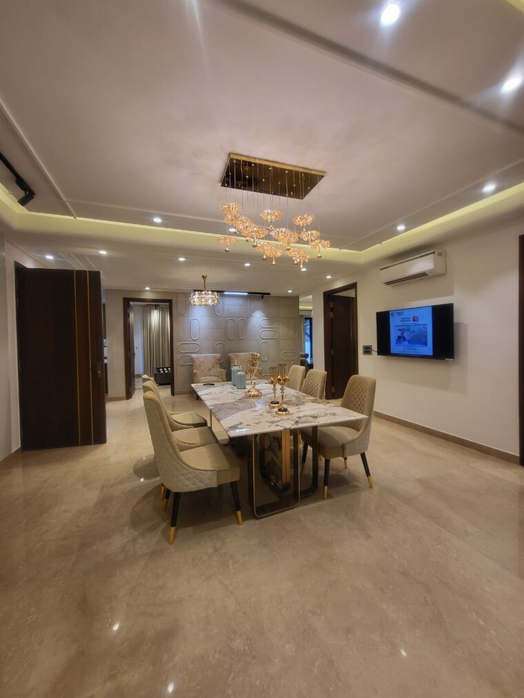 Living Room, omaxe-designer-villas-mayfield-garden 4 Bedroom 4500 Sq.Ft. Builder Floor In Sector 51 Gurgaon 9526369