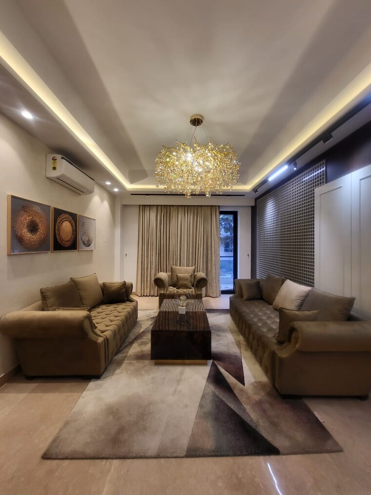 Living Room, omaxe-designer-villas-mayfield-garden 4 Bedroom 4500 Sq.Ft. Builder Floor In Sector 51 Gurgaon 9526369