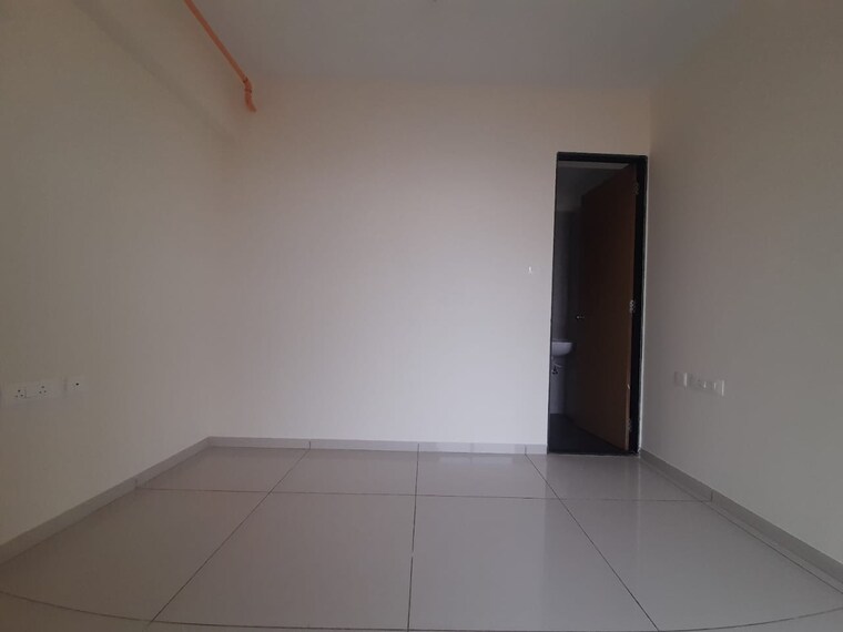 Room, goregaon west 2 Bedroom 530 Sq.Ft. Apartment In Goregaon West Mumbai 9526408