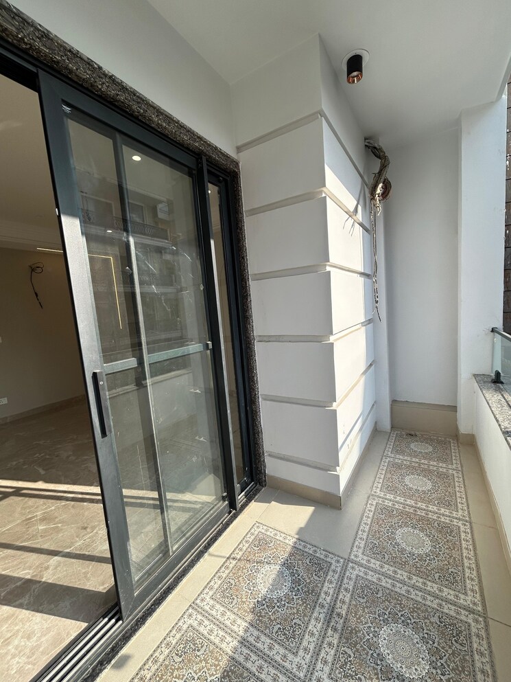 Other, sector 56 4 Bedroom 2700 Sq.Ft. Builder Floor In Sector 56 Gurgaon 9526451