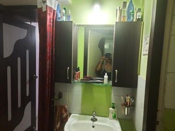 Bathroom in 1.5 BHK Apartment at Hira Heights, Wadgaon Sheri – for Rent