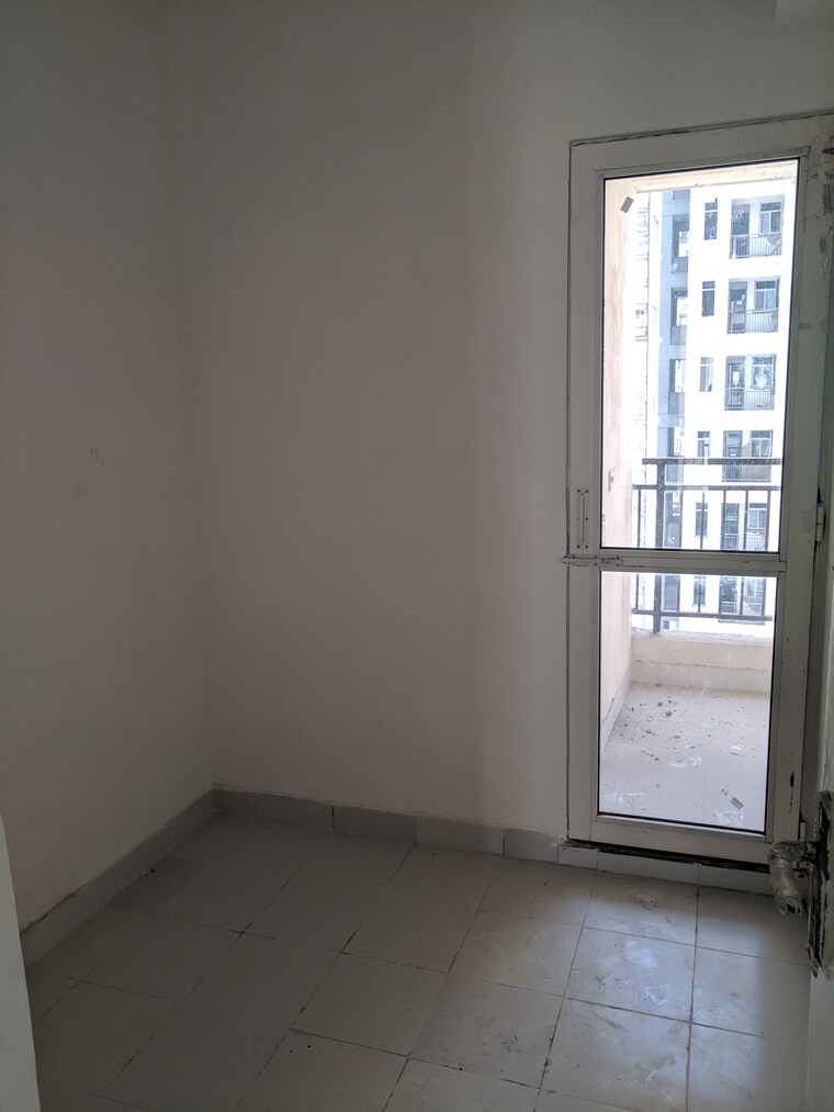 Room, jm-aroma 3 Bedroom 993 Sq.Ft. Apartment In Sector 75 Noida 9526481