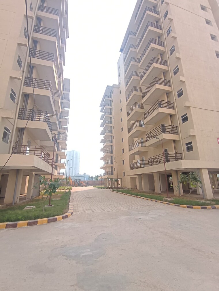 Exterior View, pivotal-paradise 2 Bedroom 686 Sq.Ft. Apartment In Sector 62 Gurgaon 9526535