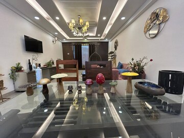 Living Room in 3 BHK Apartment at Saket – for Rent