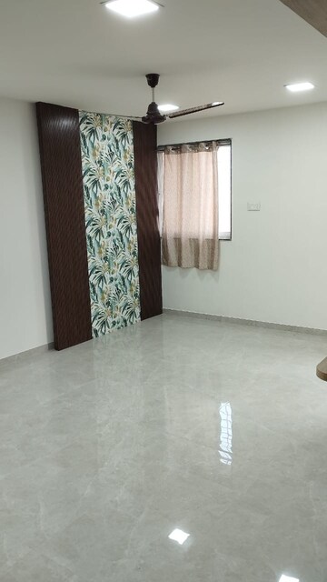 Room in 2 BHK Apartment at Padmalaya Pearl, Baner – for Rent